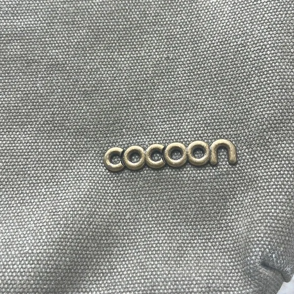 Cocoon Canvas Laptop Backback - Picture 4 of 11